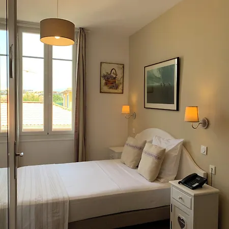 La Des Oliviers, Seaside 3*