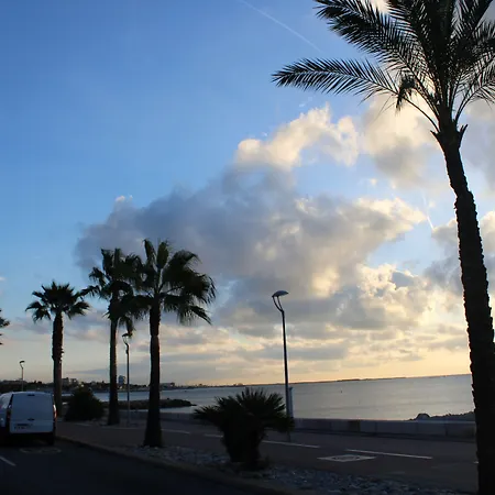 La Des Oliviers, Seaside 3*